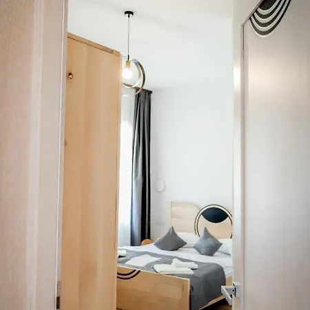 Bed & Breakfast Conacul Olarilor Baia de Fier