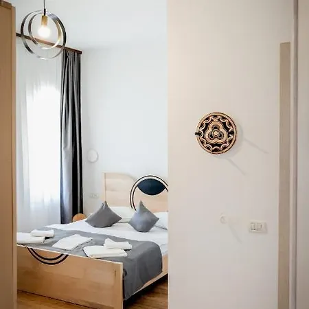 Conacul Olarilor Bed & Breakfast *