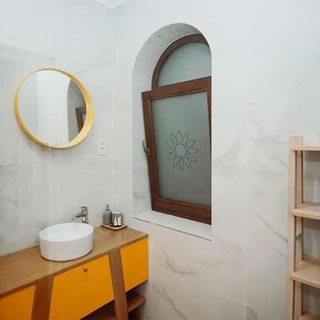 Bed & Breakfast Conacul Olarilor Baia de Fier